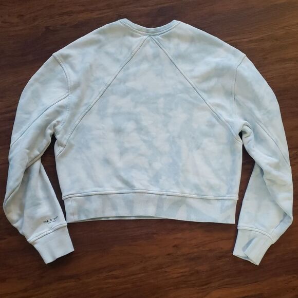 Rag & Bone Light Blue Cloud Chic Feminine Trendy Retro Cropped Sweatshirt Size S - Picture 8 of 8